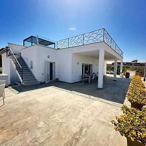 Giulia , Golfo Aranci Italia
